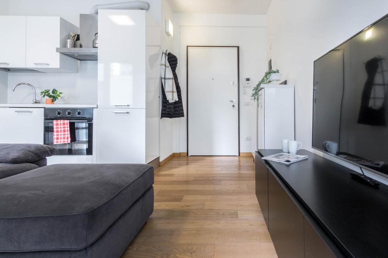 Joivy Superb Flat For 4 With Balcony Near Centrale * Milán
